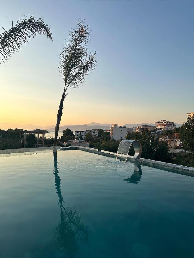 Sunlight Hotel 4*